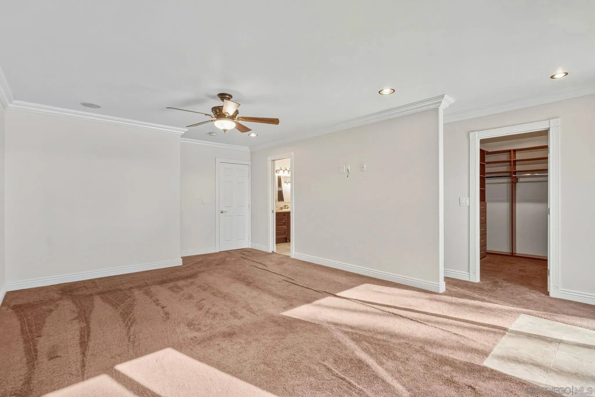 San Diego, California 92114, United States, 3 Bedrooms Bedrooms, ,2 BathroomsBathrooms,Residential,Active,251795