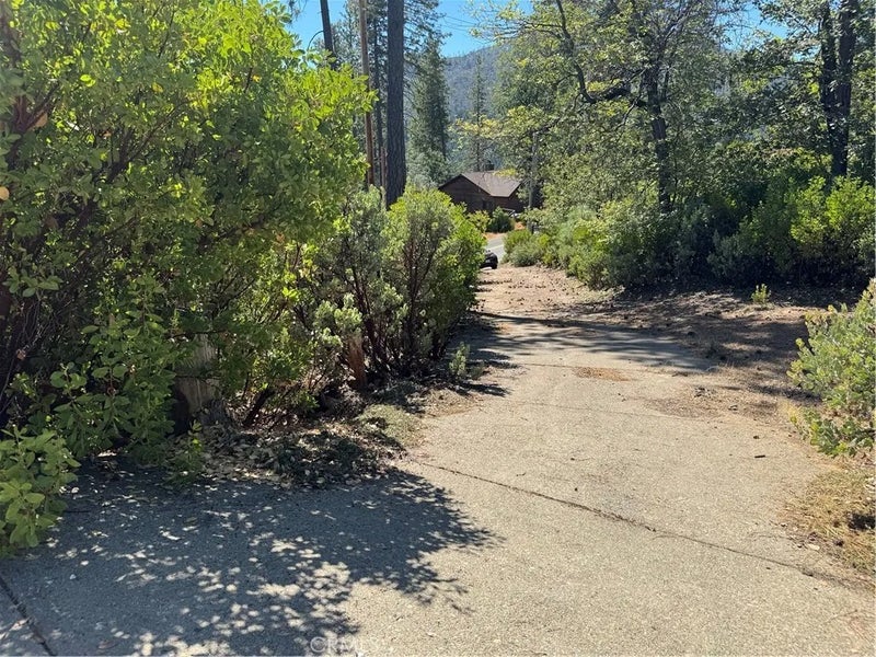 11721 Gifford Springs