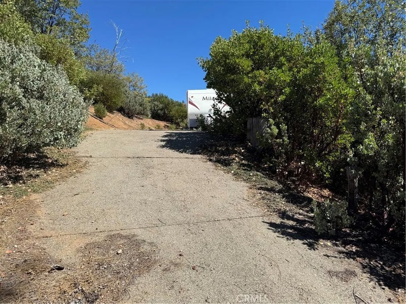 11721 Gifford Springs