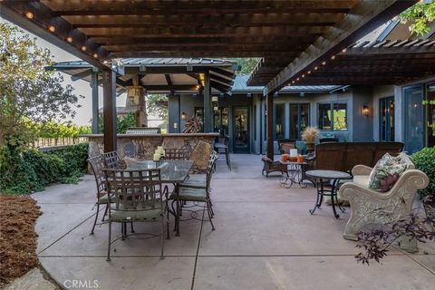 Tiny photo for 7790 Airport Road, Paso Robles, CA 93446 (MLS # NS25249590)