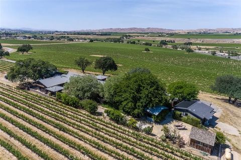 Tiny photo for 7790 Airport Road, Paso Robles, CA 93446 (MLS # NS25249590)