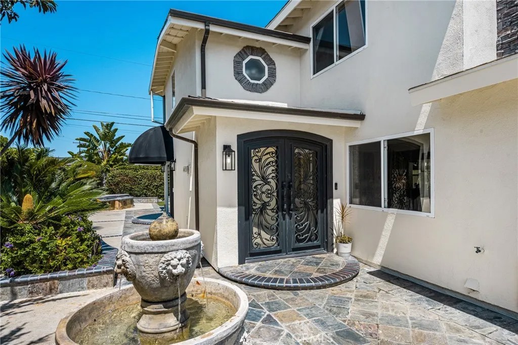 2342 Cynthia Court