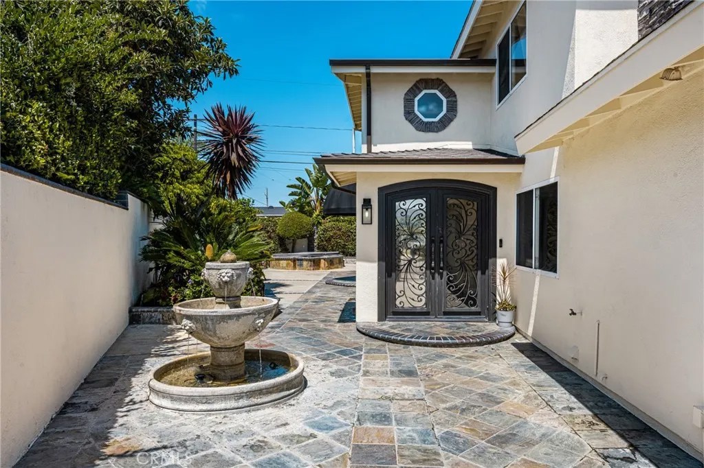 2342 Cynthia Court