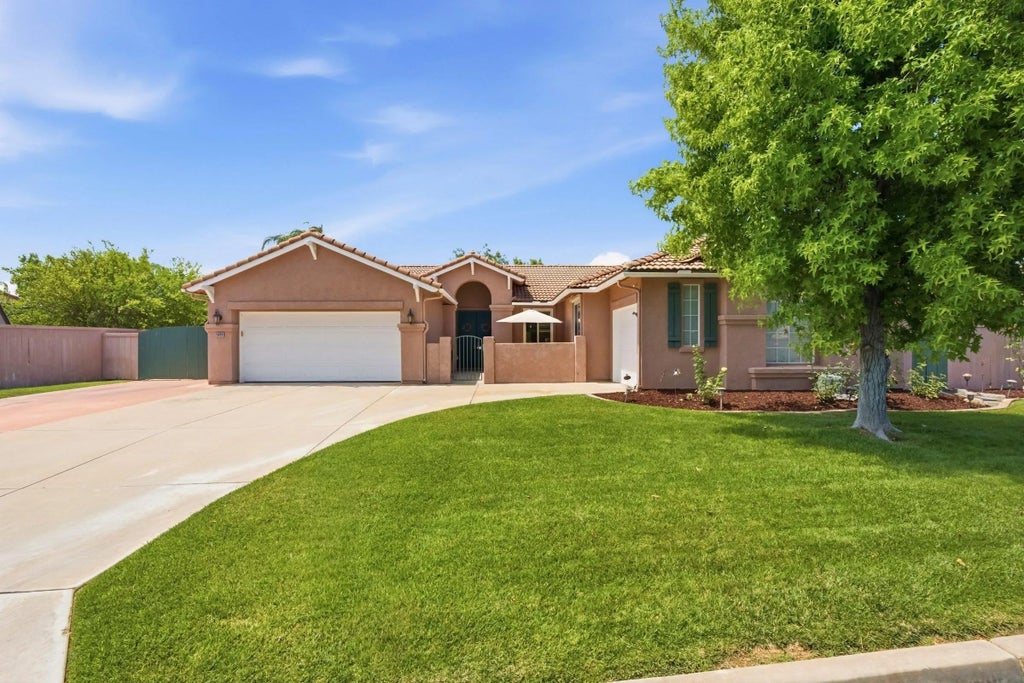 Photo of 23429 Green Glen Rd, Ramona, CA 92065 (MLS # 260013760)