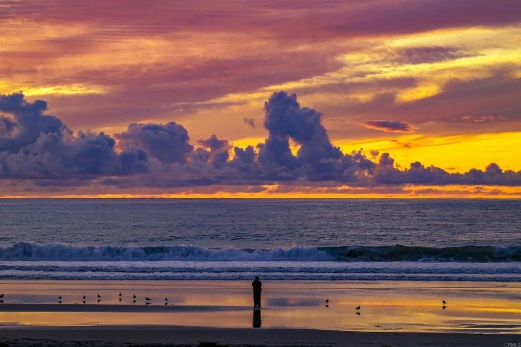 Photo of 725 Redondo Court #27, San Diego, CA 92109 (MLS # PTP2600165)