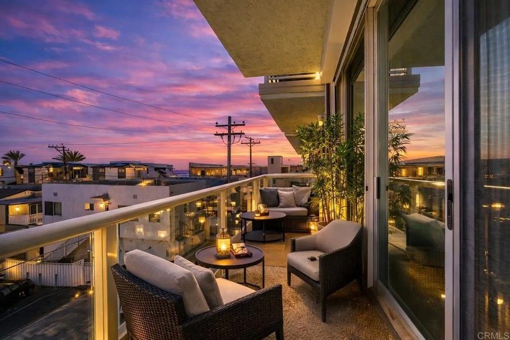 Photo of 725 Redondo Court #27, San Diego, CA 92109 (MLS # PTP2600165)