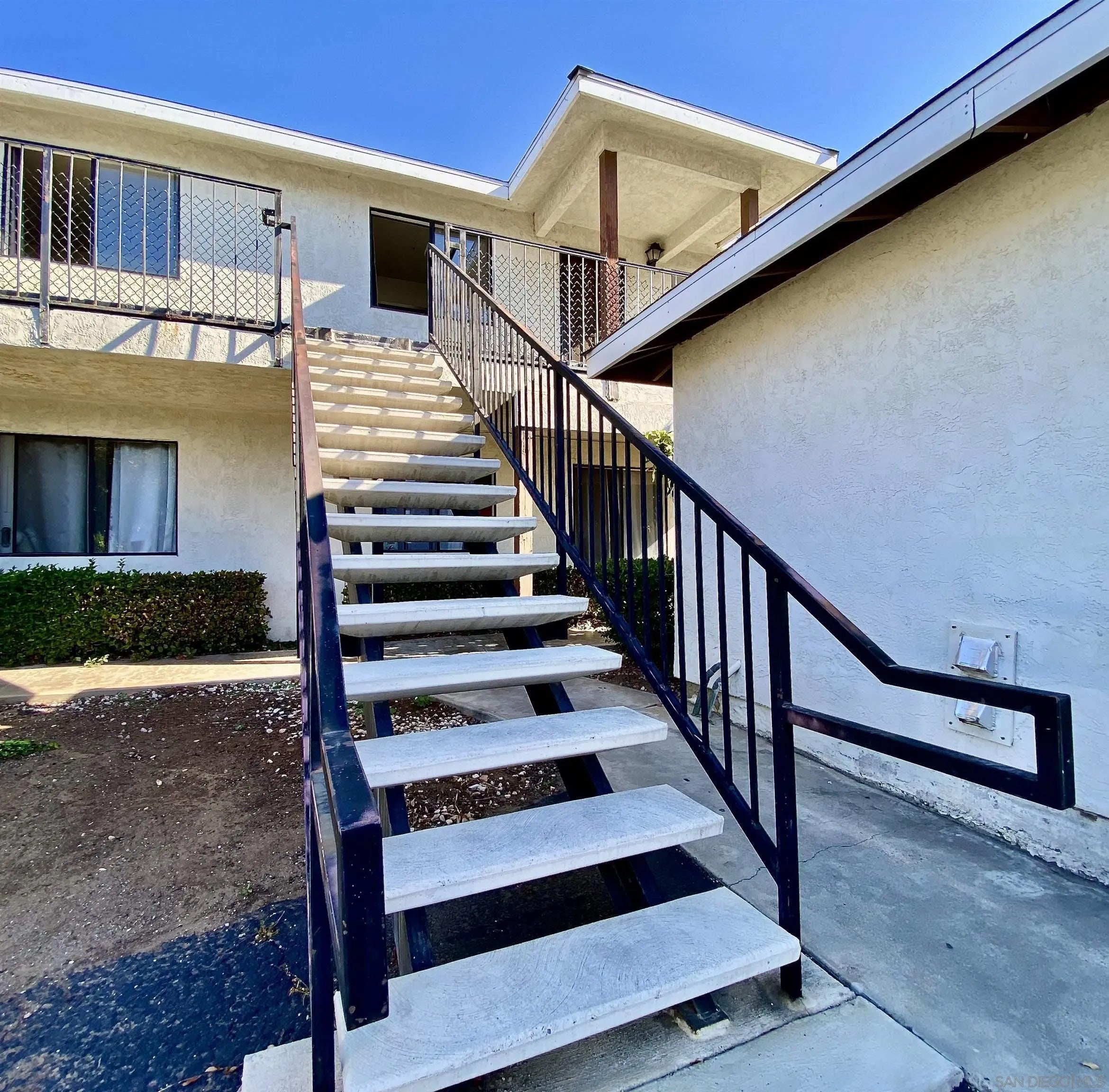 8965 Switzer Dr