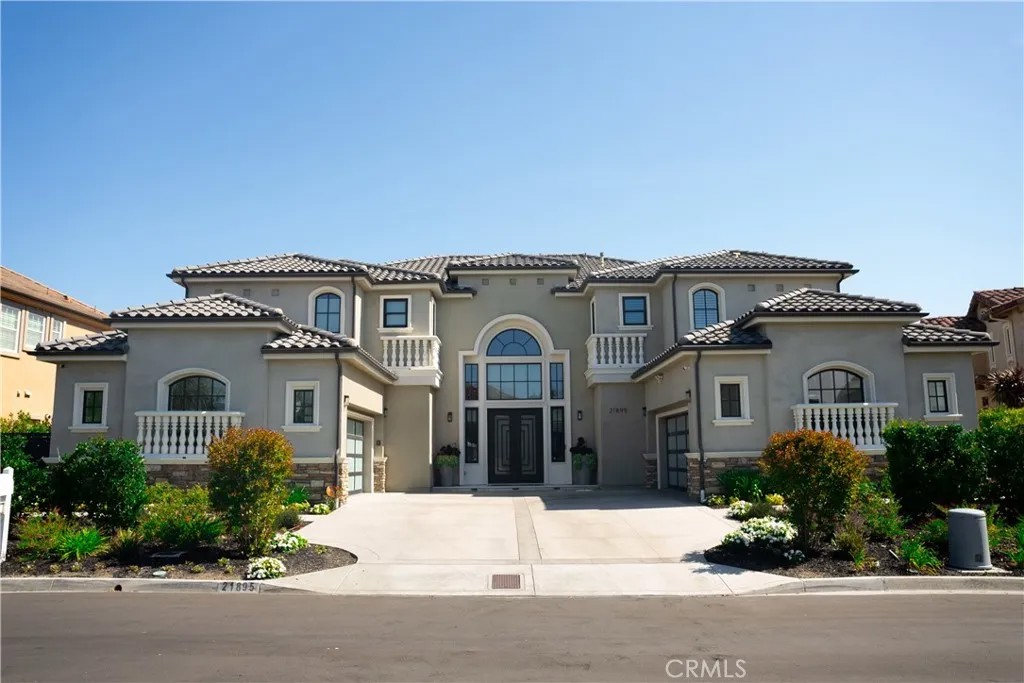 21895 Heatheridge Drive