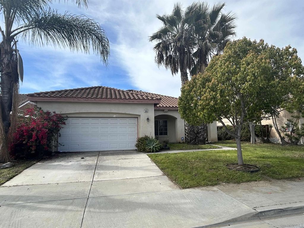 Photo of 505 Portico Dr, Oceanside, CA 92058 (MLS # 260004424)