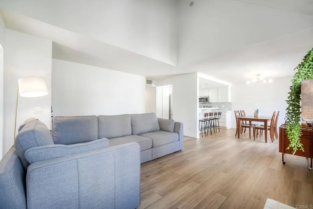 17925 Caminito Pinero 169