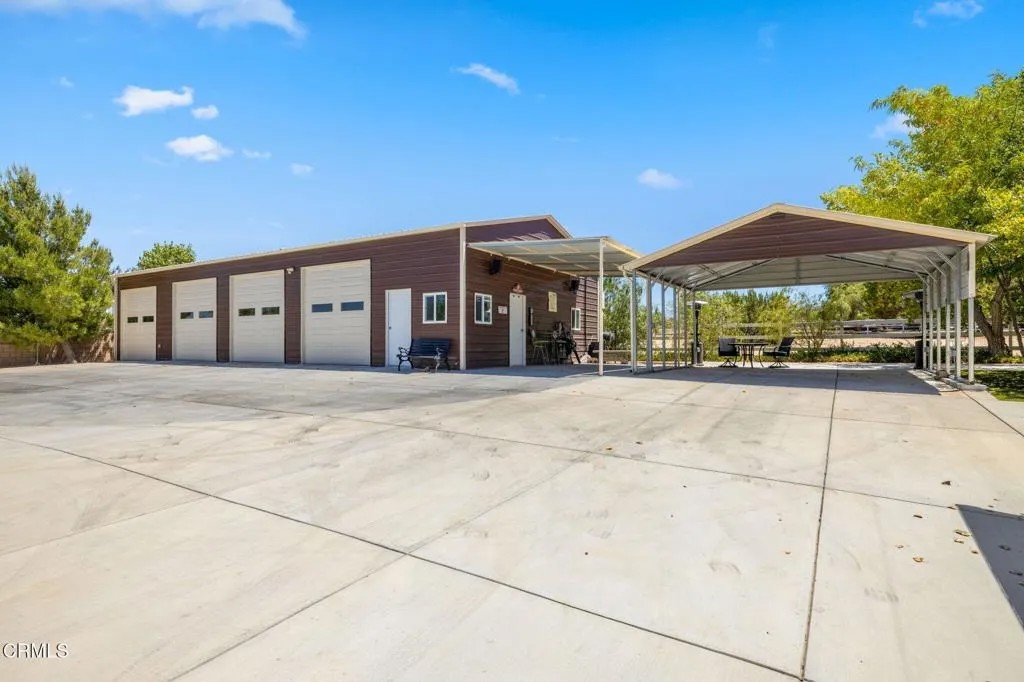 35952 52nd East