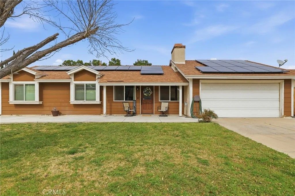 Photo of 4059 E Avenue Q12, Palmdale, CA 93552 (MLS # SR26037140)