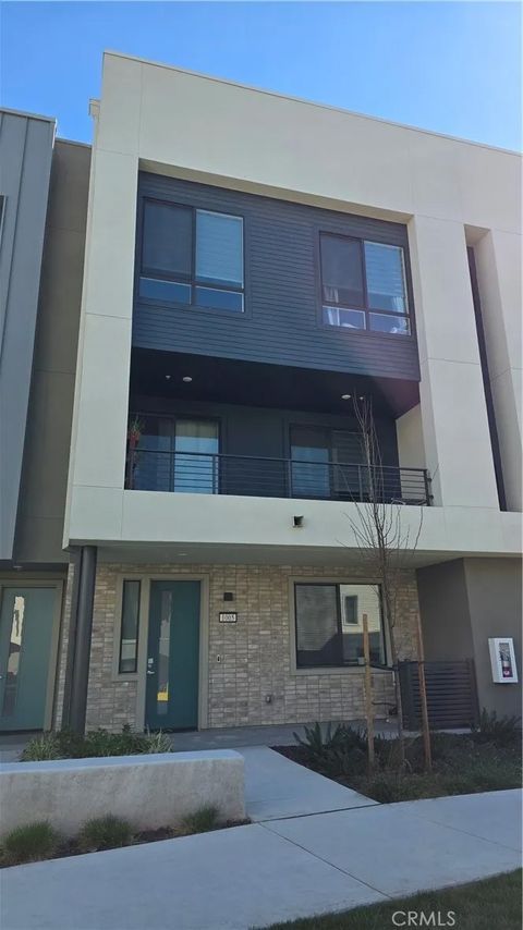 Photo of 3225 Internet Cmn #1005 Cmn, Fremont, CA 94538 (MLS # OC26051293)