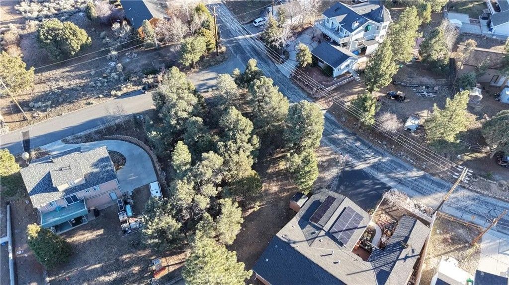 Photo of 47080 Sky View, Big Bear Lake, CA 92314 (MLS # HD26006666)