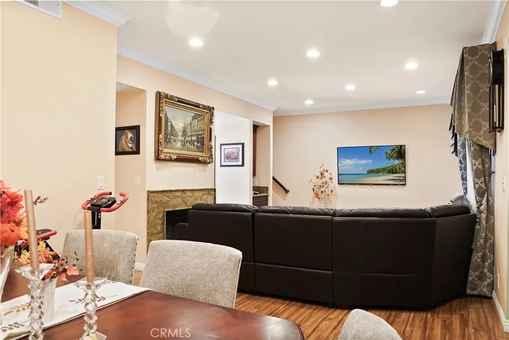 14239 Sherman Way 3
