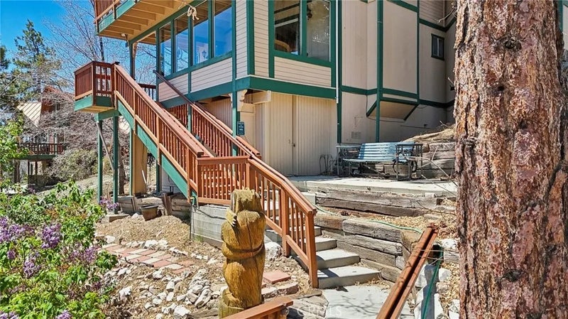 1179 Ridge Road