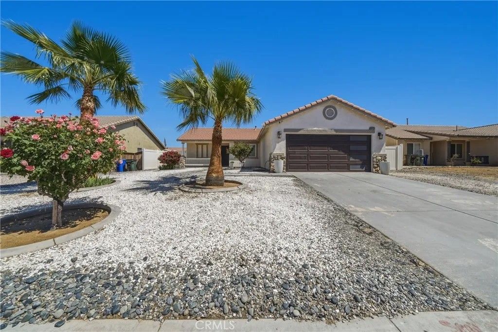 Photo of 15435 Kearny Dr, Adelanto, CA 92301 (MLS # HD26076059)