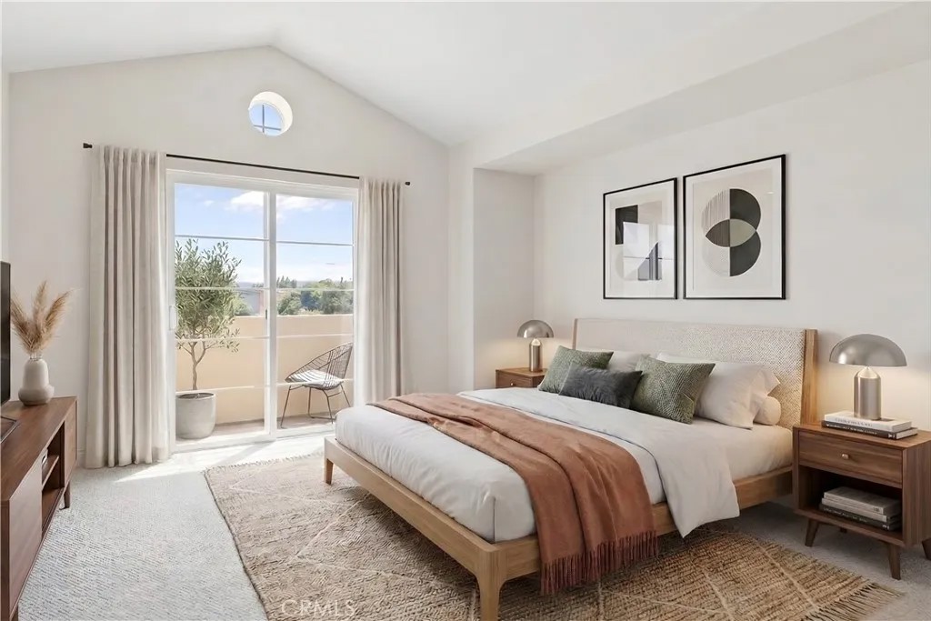 14343 Burbank Boulevard 301