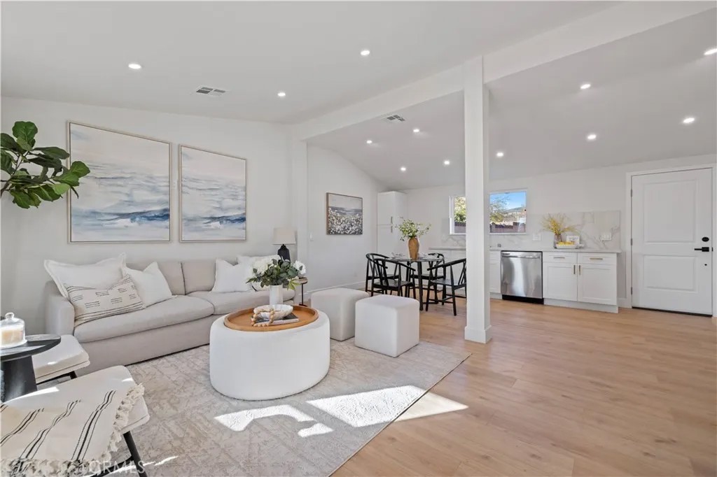 19017 Drycliff Street