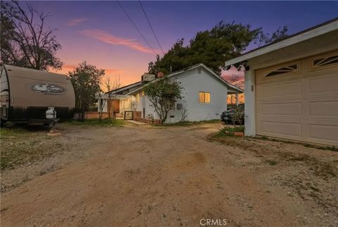 Photo of 12867 Ranch Rd, Colton, CA 92324 (MLS # PW26018391)