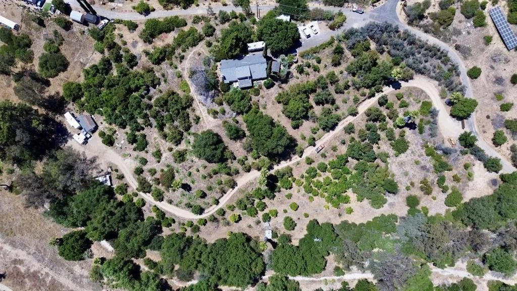 Photo of 39182 Daily Road, Fallbrook, CA 92028 (MLS # NDP2507537)