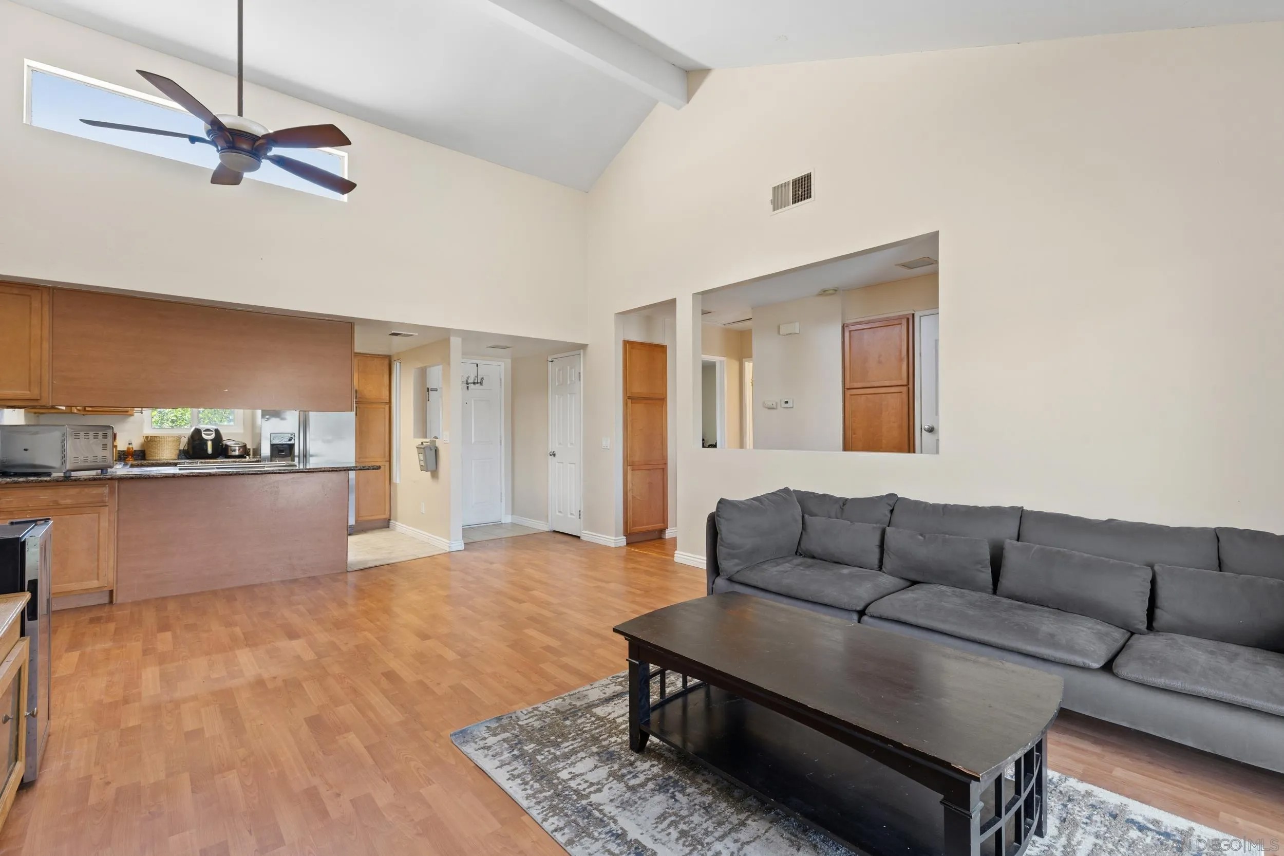 300 Roanoke Rd 13