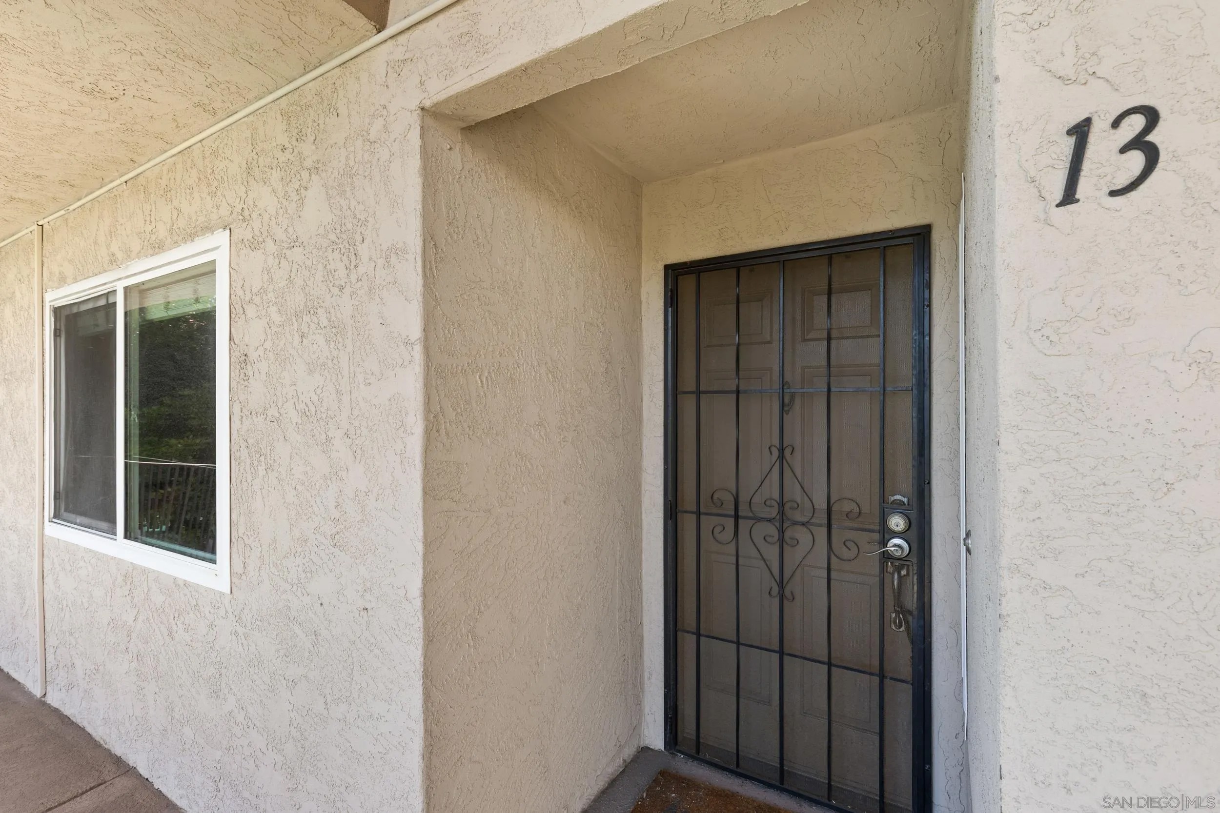300 Roanoke Rd 13