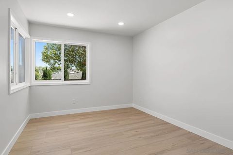 Tiny photo for 12327 Grandee RD, San Diego, CA 92128 (MLS # 260010971)