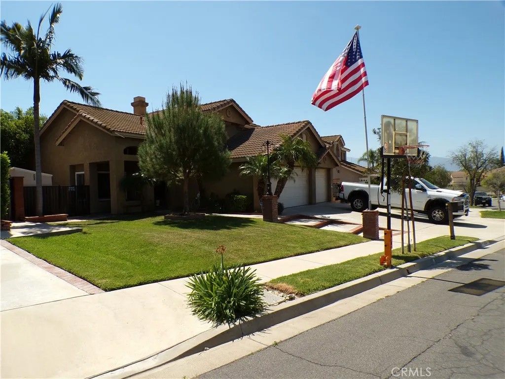Photo of 1850 Breckenridge Cir, Corona, CA 92879 (MLS # CV26078167)