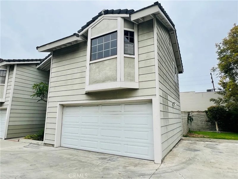 10546 KNOTT