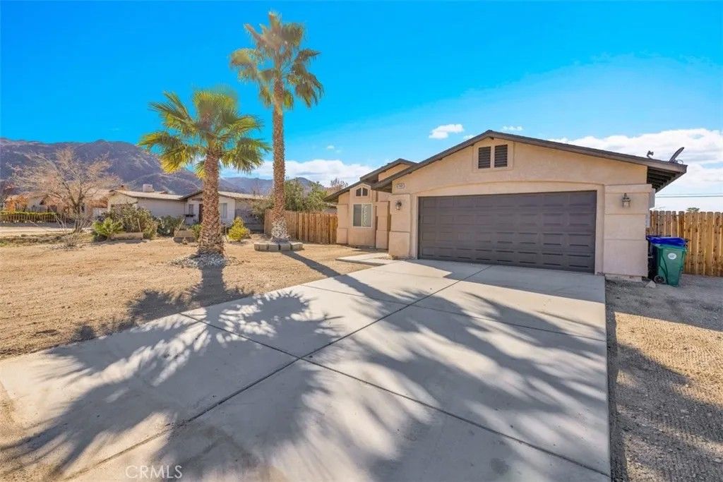 Photo of 6748 El Sol, 29 Palms, CA 92277 (MLS # JT26019216)