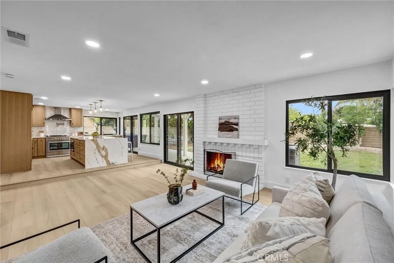 8319 Mercury Drive