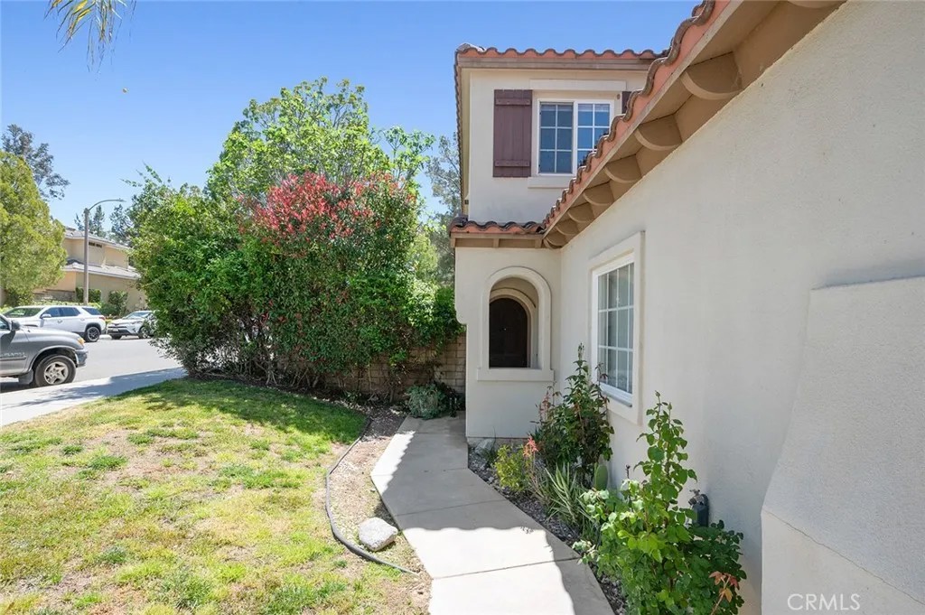 28301 Lobelia Lane