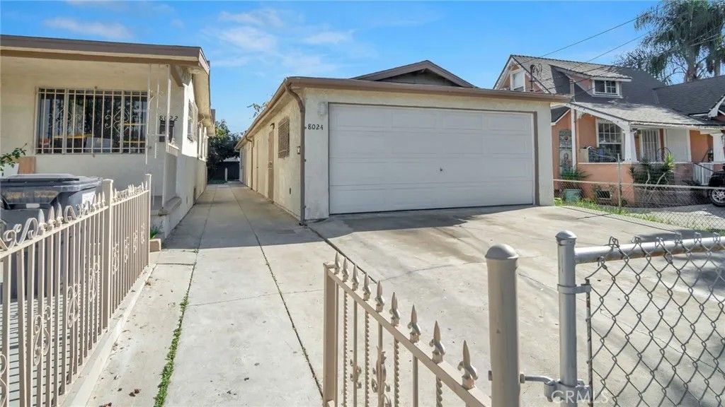 Photo of 8024 Crockett Blvd, Los Angeles, CA 90001 (MLS # WS26015433)