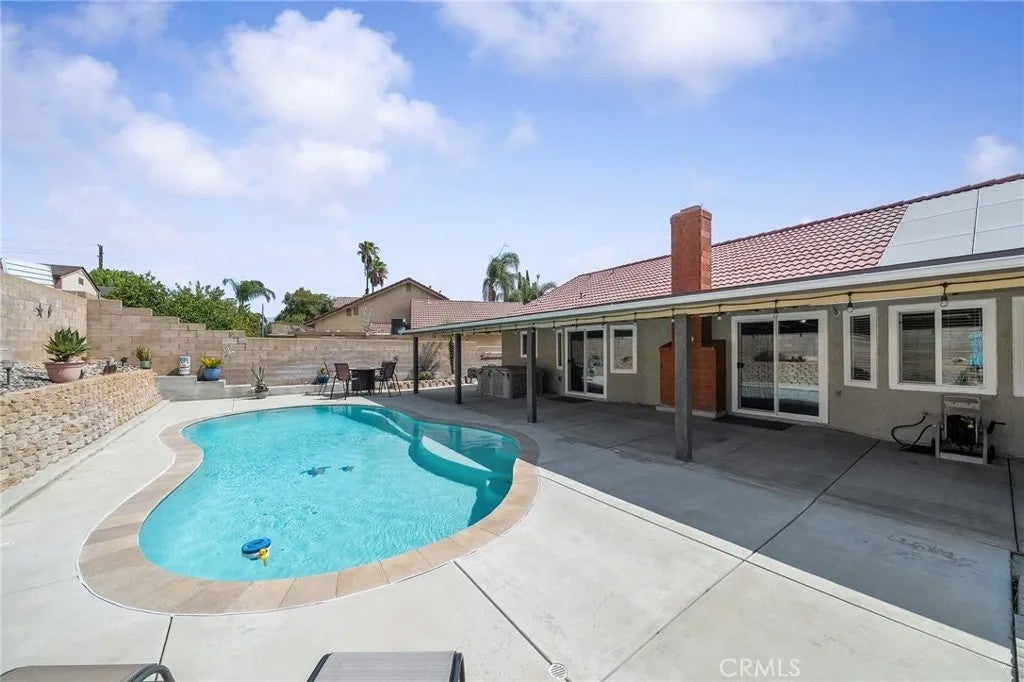 1330 S Althea