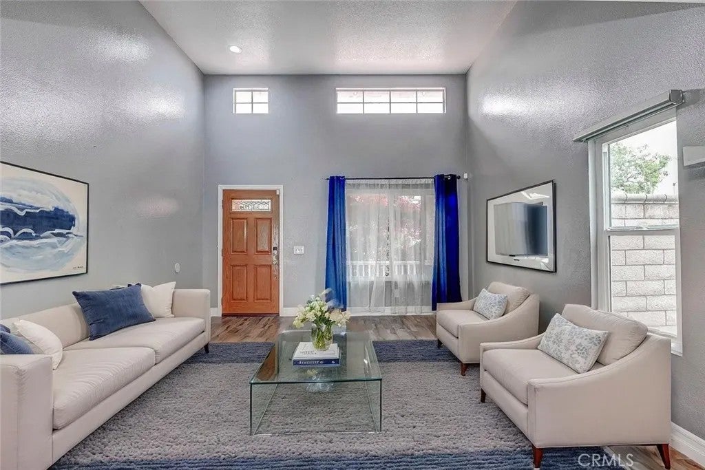 1113 Pampas Circle