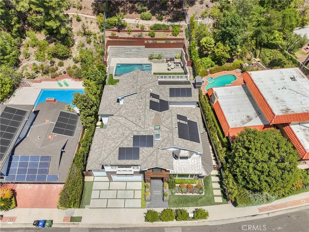 2520 La Condesa Drive