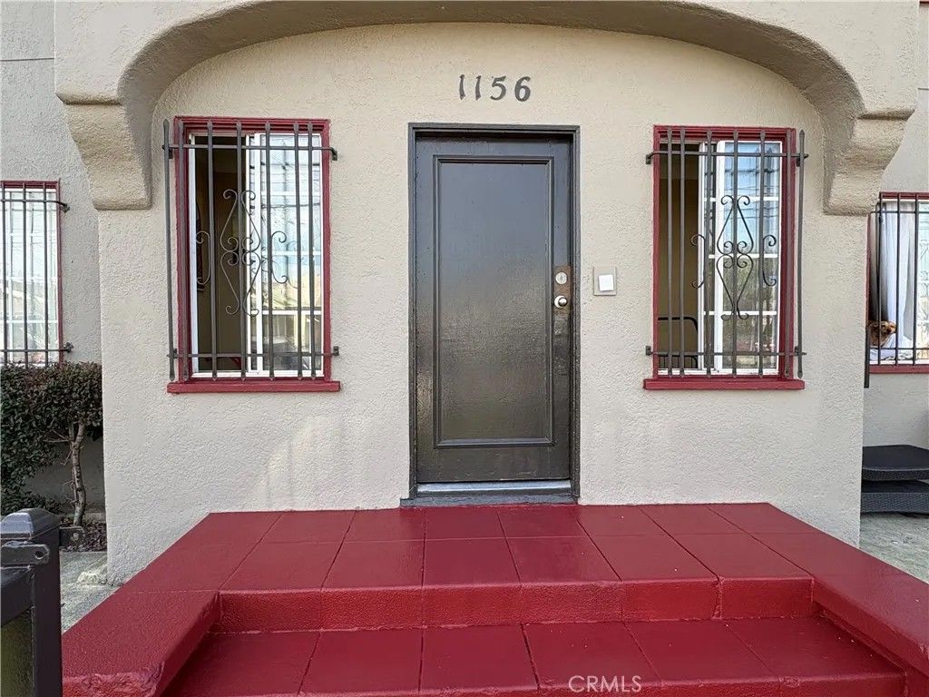 Photo of 1156 E 17th St, Long Beach, CA 90813 (MLS # PW26043740)
