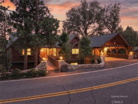 Photo of 27487 Matterhorn DR, Lake Arrowhead, CA 92352 (MLS # IG26112741)