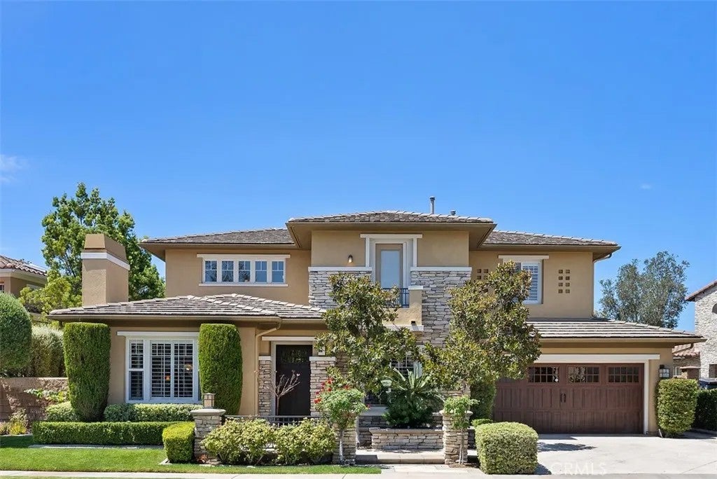 22801 Maiden Lane