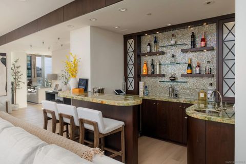 Tiny photo for 645 Front St #2204, San Diego, CA 92101 (MLS # 260003006)