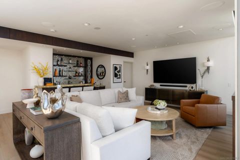 Tiny photo for 645 Front St #2204, San Diego, CA 92101 (MLS # 260003006)