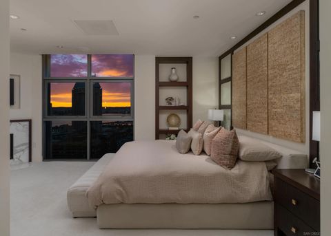 Tiny photo for 645 Front St #2204, San Diego, CA 92101 (MLS # 260003006)