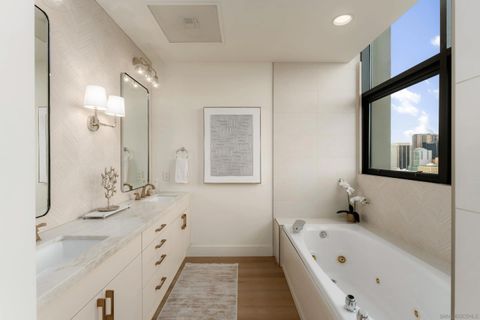 Tiny photo for 645 Front St #2204, San Diego, CA 92101 (MLS # 260003006)