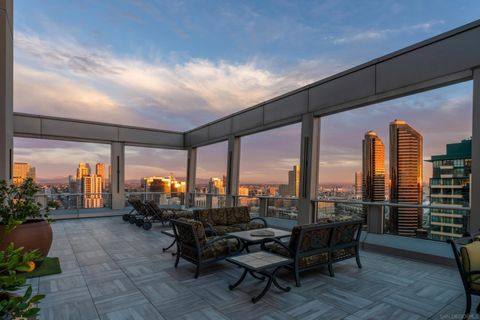 Tiny photo for 645 Front St #2204, San Diego, CA 92101 (MLS # 260003006)