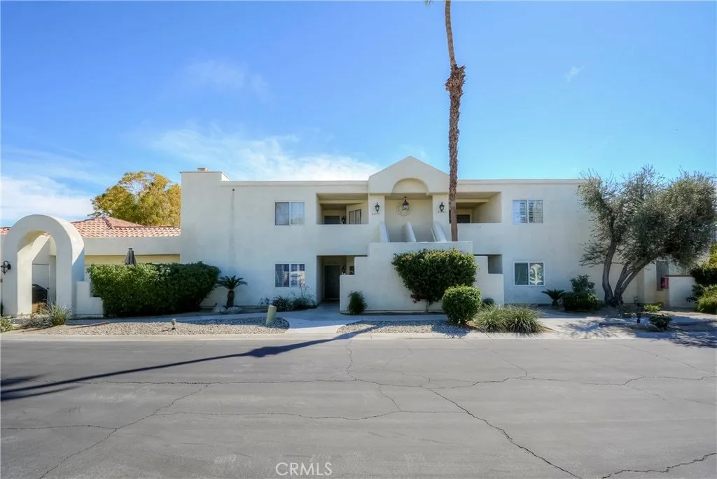 43756 Avenida Alicante