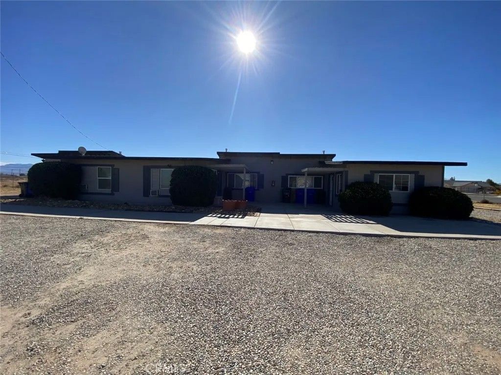 Photo of 13193 Navajo Rd #3, Apple Valley, CA 92308 (MLS # IV26046879)
