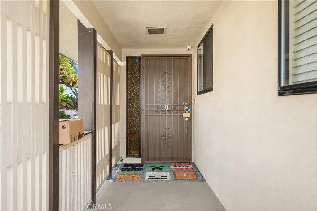 5341 Golden West Ave