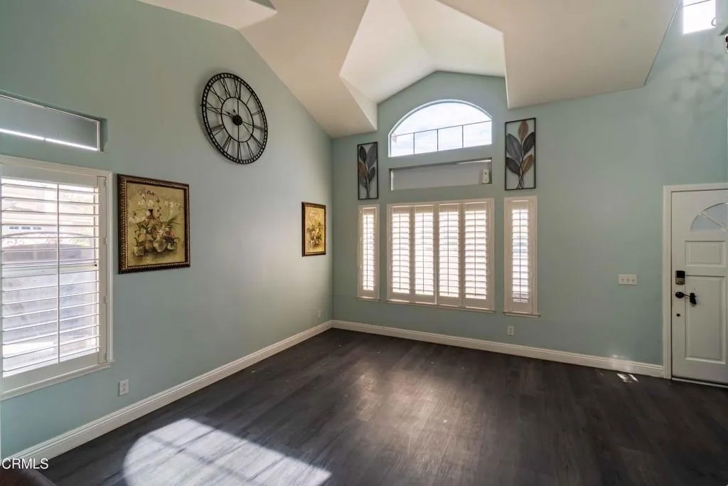 984 Meadowlark Drive