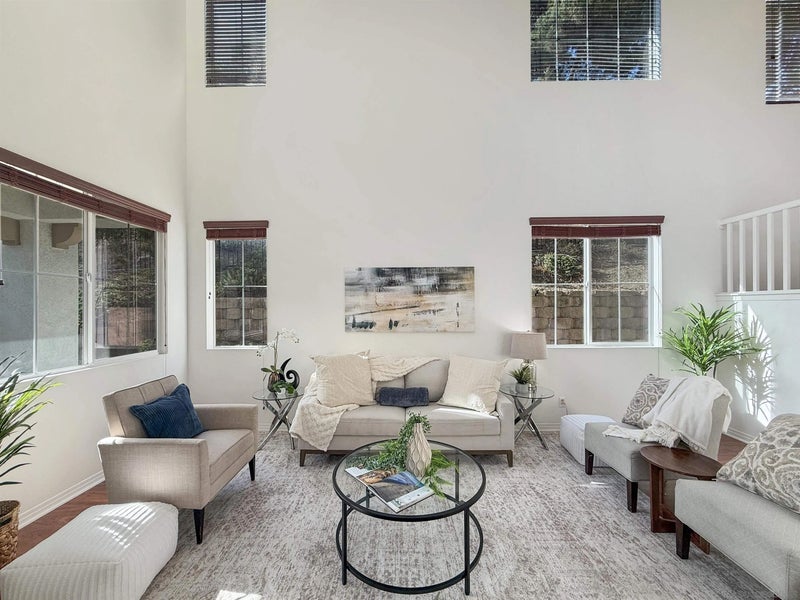 748 Kirkwall Dr